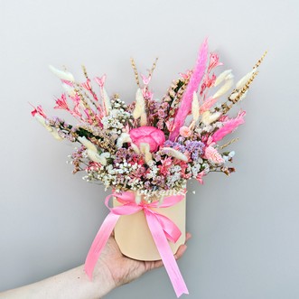 Сухоцветы и хлопок в коробке Сухоцветы и хлопок в коробке